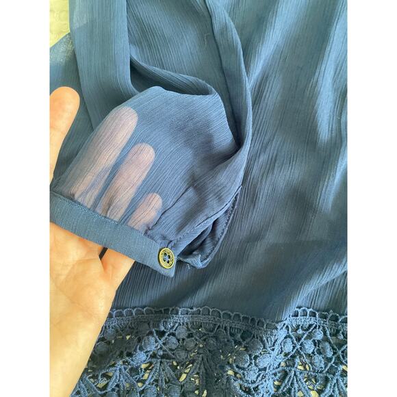 Rewind Navy Blue Semi-Sheer Lace Crochet Long Sleeve Loose Fit Blouse Sz Small - Picture 8 of 11